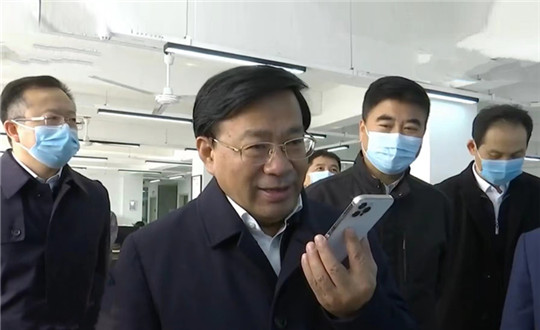 封一： 吉林省委副书记、省长韩俊光临K8凯发伊通供热_副本.jpg